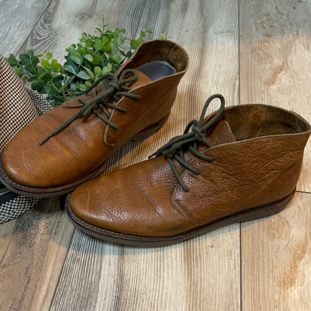 SeaVees-3 Eye Chukka Lace up ankle bootie in Brass waxed leather-Women’s Size 9